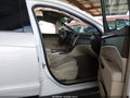 Photo 5 of 16 — 2011 Cadillac SRX