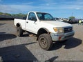 Photo 1 of 16 — 2000 Toyota Tacoma