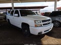2004 Chevrolet Tahoe — photo 1 of 11 | VIN 1GNEK13T54R264125