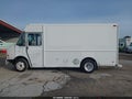 Photo 14 of 15 — 2004 Freightliner Chassis