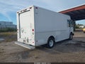 2004 Freightliner Chassis — photo 4 of 15 | VIN 4UZAANBW84CN46920