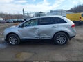 Photo 14 of 16 — 2011 Lincoln MKX