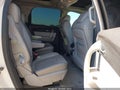 2008 GMC Acadia — photo 8 of 11 | VIN 1GKER23718J207796