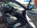 2011 Hyundai Sonata — photo 5 of 12 | VIN 5NPEB4AC5BH223608