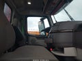 Photo 7 of 15 — 2018 Volvo VNL