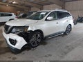 2018 Nissan Pathfinder — photo 2 of 16 | VIN 5N1DR2MM7JC651508