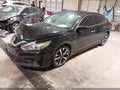 Photo 2 of 17 — 2018 Nissan Altima