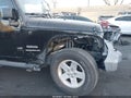 2017 Jeep Wrangler — photo 6 of 16 | VIN 1C4GJWAG9HL727433