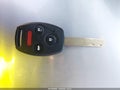 2006 Honda CR-V — photo 11 of 16 | VIN JHLRD78586C061059
