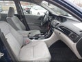 2016 Honda Accord — photo 5 of 18 | VIN 1HGCR2F33GA035637