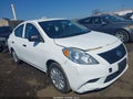 Photo 6 of 13 — 2014 Nissan Versa