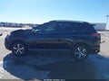 Photo 14 of 18 — 2017 Toyota RAV4