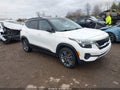 Photo 1 of 17 — 2022 Kia Seltos