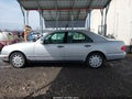 Photo 14 of 17 — 1999 Mercedes-Benz E-Class