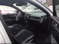 Photo 5 of 16 — 2022 Volvo XC40