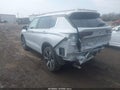 Photo 3 of 17 — 2025 Mitsubishi Outlander