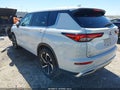 Photo 3 of 17 — 2023 Mitsubishi Outlander