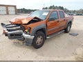 2004 Chevrolet Colorado — photo 2 of 16 | VIN 1GCDT136748127561