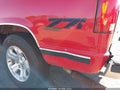 1998 Chevrolet Silverado 1500 — photo 12 of 14 | VIN 2GCEK19R5W1172058
