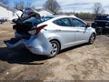 2015 Hyundai Elantra — photo 4 of 17 | VIN 5NPDH4AE8FH581447