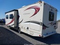 Photo 3 of 20 — 2014 Ford E-450