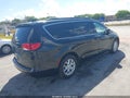 Photo 4 of 20 — 2020 Chrysler Voyager