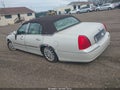 Photo 3 of 10 — 2004 Lincoln Town Car
