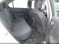 Photo 8 of 18 — 2017 Chevrolet Equinox
