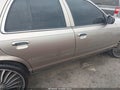 2004 Ford Crown Victoria — photo 17 of 18 | VIN 2FAHP71W04X129377