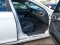 2016 Hyundai Genesis — photo 5 of 16 | VIN KMHGN4JE1GU107266