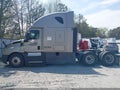 2020 Freightliner New Cascadia 126 — photo 13 of 14 | VIN 3AKJHHDR3LSKC0491
