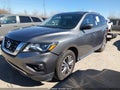 Photo 2 of 17 — 2020 Nissan Pathfinder