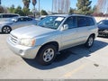 Photo 2 of 11 — 2002 Toyota Highlander