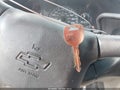 2002 Chevrolet Express 2500 — photo 11 of 17 | VIN 1GNFG65R721116106