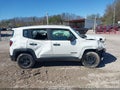 Photo 14 of 17 — 2021 Jeep Renegade