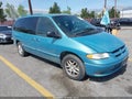 1998 Dodge Grand Caravan — photo 1 of 11 | VIN 2B4GP44R3WR629192