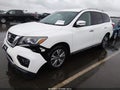 Photo 2 of 17 — 2018 Nissan Pathfinder