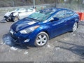 2013 Hyundai Elantra — photo 2 of 11 | VIN KMHDH4AEXDU523628
