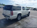 Photo 4 of 11 — 2009 GMC Yukon XL