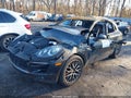 Photo 2 of 12 — 2017 Porsche Macan