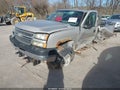 Photo 2 of 18 — 2005 Chevrolet Silverado 2500