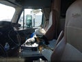 Photo 6 of 14 — 2016 Freightliner Cascadia 125