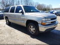 Photo 1 of 11 — 2000 Chevrolet Suburban 1500