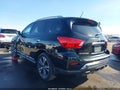 2017 Nissan Pathfinder — photo 3 of 17 | VIN 5N1DR2MM1HC683882