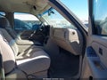 Photo 7 of 16 — 2004 Chevrolet Silverado 3500