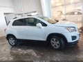 Photo 13 of 17 — 2016 Chevrolet Trax