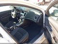2016 Chevrolet Cruze Limited — photo 5 of 11 | VIN 1G1PE5SB5G7171431