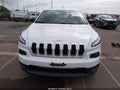 Photo 6 of 17 — 2017 Jeep Cherokee