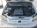Photo 10 of 17 — 2004 Toyota Highlander