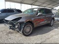 Photo 2 of 17 — 2016 Porsche Cayenne